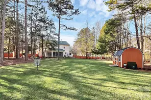 9106 Dogwood Ridge Dr, Charlotte, NC 28227 - Photo 5