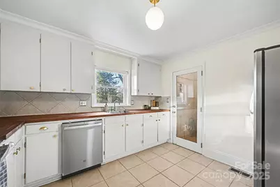 2218 Amesbury Avenue, Charlotte, NC 28205 - Photo 7