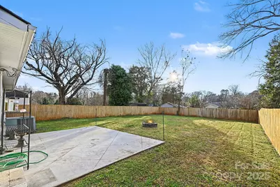 2218 Amesbury Avenue, Charlotte, NC 28205 - Photo 15