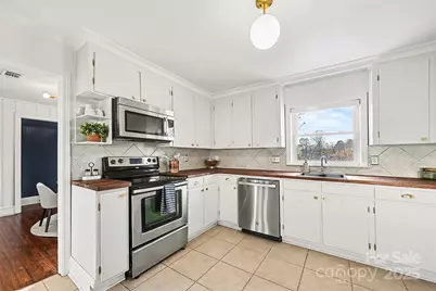 2218 Amesbury Avenue, Charlotte, NC 28205 - Photo 5