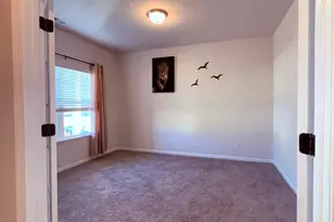 5126 Idared Ct, Charlotte, NC 28215 - Photo 5