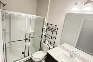 5126 Idared Ct, Charlotte, NC 28215 - Photo 17