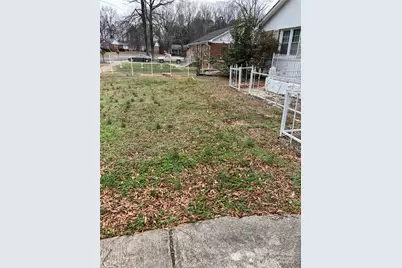 2836 Fordwood Drive, Charlotte, NC 28208 - Photo 3