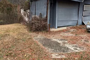 2836 Fordwood Dr, Charlotte, NC 28208 - Photo 9