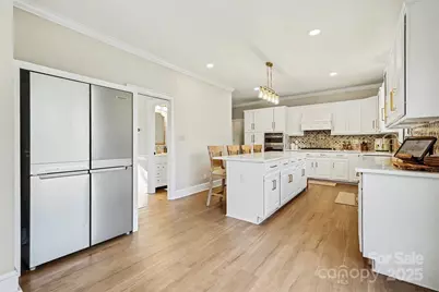 9908 Colvard Circle, Charlotte, NC 28269 - Photo 11