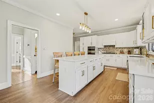 9908 Colvard Cir, Charlotte, NC 28269 - Photo 11