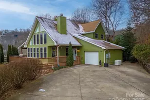 59 March Hillside Ct, Waynesville, NC 28785 - Photo 5