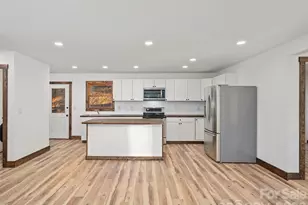 139 Church St, Burnsville, NC 28714 - Photo 7