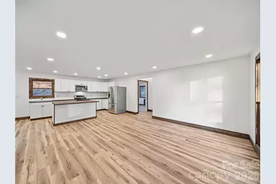 139 Church Street, Burnsville, NC 28714 - Photo 7