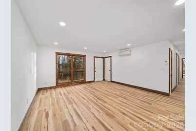 139 Church Street, Burnsville, NC 28714 - Photo 5