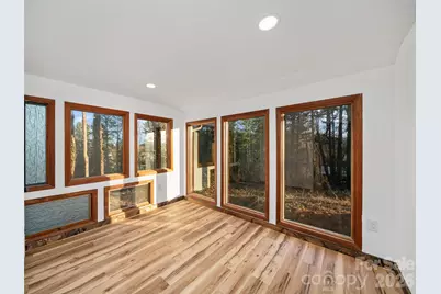 139 Church Street, Burnsville, NC 28714 - Photo 21