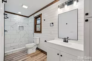 139 Church St, Burnsville, NC 28714 - Photo 17