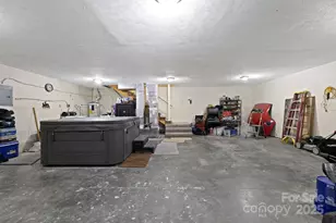 40 Country Bear Ln, Flat Rock, NC 28731 - Photo 35