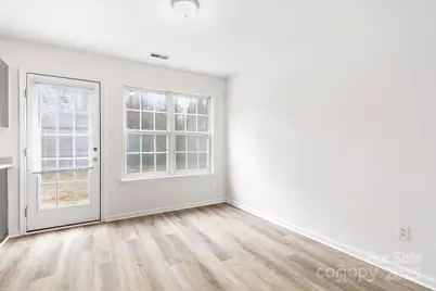 2749 Fairstone Avenue, Charlotte, NC 28269 - Photo 9