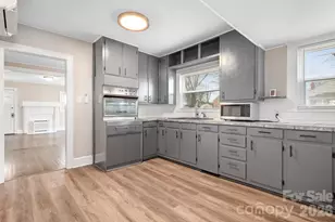 264 E McNeely Ave, Mooresville, NC 28115 - Photo 9