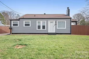 264 E McNeely Ave, Mooresville, NC 28115 - Photo 1