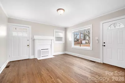 264 E McNeely Avenue, Mooresville, NC 28115 - Photo 7