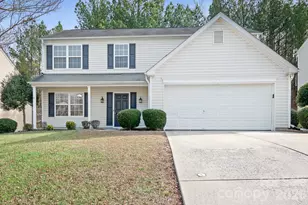 6602 Forest Cross Dr, Charlotte, NC 28216 - Photo 1