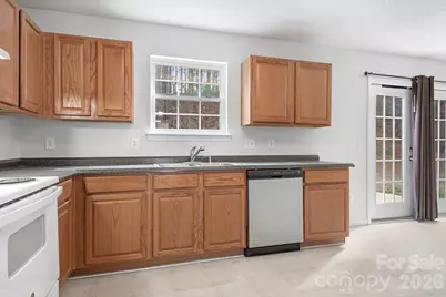 6602 Forest Cross Drive, Charlotte, NC 28216 - Photo 9