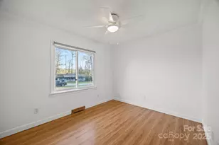 17 Berry Ln, Fletcher, NC 28732 - Photo 23