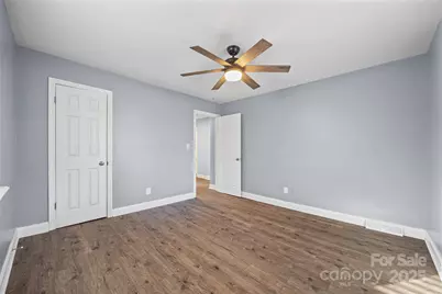 8610 Douglas Drive, Charlotte, NC 28217 - Photo 33