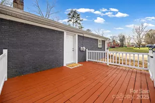 8610 Douglas Dr, Charlotte, NC 28217 - Photo 5