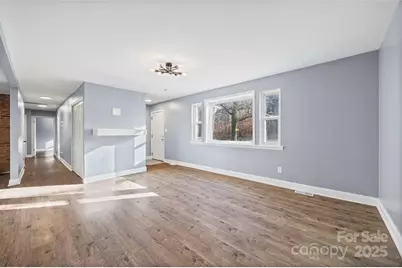 8610 Douglas Drive, Charlotte, NC 28217 - Photo 9