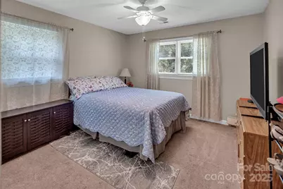 4711 Mountain Point Lane, Charlotte, NC 28216 - Photo 15