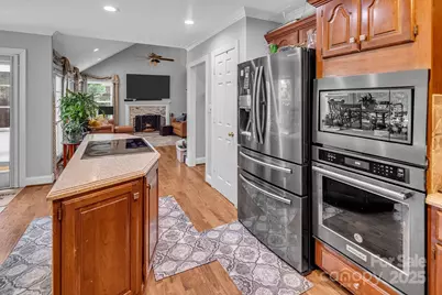 4711 Mountain Point Lane, Charlotte, NC 28216 - Photo 11