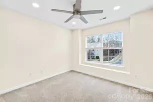 15558 Stronvar House Ln, Charlotte, NC 28277 - Photo 21