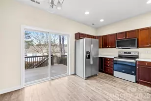 15558 Stronvar House Ln, Charlotte, NC 28277 - Photo 11