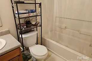 2033 Dunsmore Ln, Waxhaw, NC 28173 - Photo 5