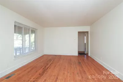 2617 Clydesdale Terrace, Charlotte, NC 28208 - Photo 9