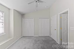 10923 Holly Ridge Blvd, Charlotte, NC 28216 - Photo 25