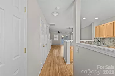 10923 Holly Ridge Boulevard, Charlotte, NC 28216 - Photo 9