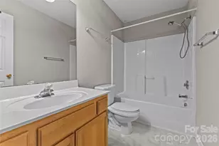 10923 Holly Ridge Blvd, Charlotte, NC 28216 - Photo 15