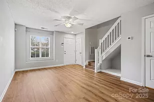 1825 Birch Heights Ct, Charlotte, NC 28213 - Photo 5