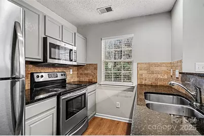 1825 Birch Heights Court, Charlotte, NC 28213 - Photo 7