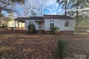 735 Seldon Dr, Charlotte, NC 28216 - Photo 1