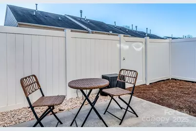 2240 Kensington Station Parkway, Charlotte, NC 28210 - Photo 25