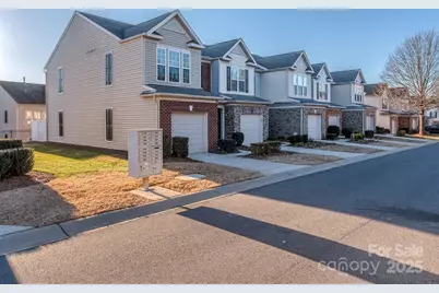 2240 Kensington Station Parkway, Charlotte, NC 28210 - Photo 3