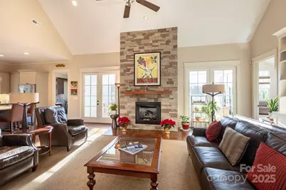 2852 Attaberry Drive, Charlotte, NC 28205 - Photo 7