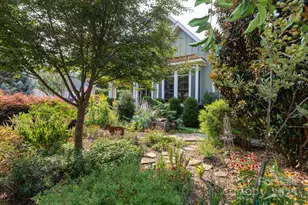 2852 Attaberry Dr, Charlotte, NC 28205 - Photo 41