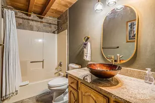 1 Lynnette Dr, Fairview, NC 28730 - Photo 7