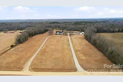 1004 Four Mile Loop, Cheraw, SC 29520 - Photo 1