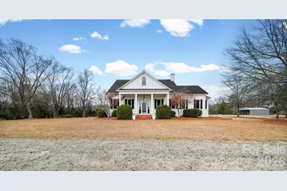 1004 Four Mile Loop, Cheraw, SC 29520 - Photo 5