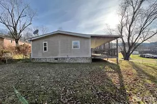 97 Oakland Dr, Burnsville, NC 28714 - Photo 21