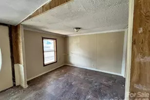 97 Oakland Dr, Burnsville, NC 28714 - Photo 15