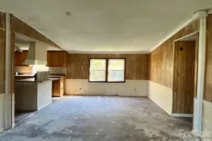 97 Oakland Dr, Burnsville, NC 28714 - Photo 3