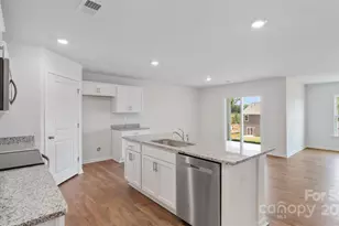 135 Wildbrook Dr, Waynesville, NC 28785 - Photo 7